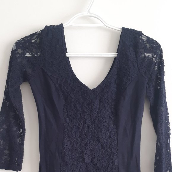 Abercrombie & Fitch Navy Stretch V Neck Lace Dress Size XS A&F - Picture 1 of 6